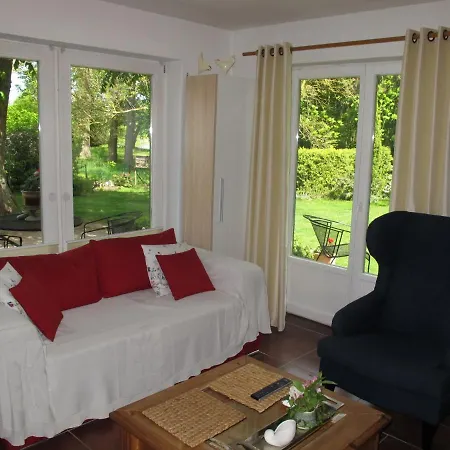 Holiday Am Schlosssee Tatil Evi